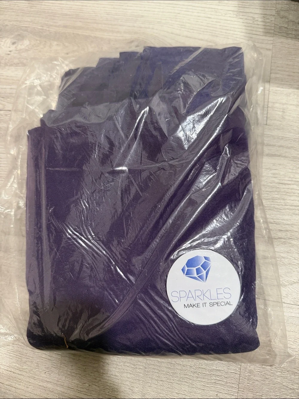 Purple Napkins and matching table cloth